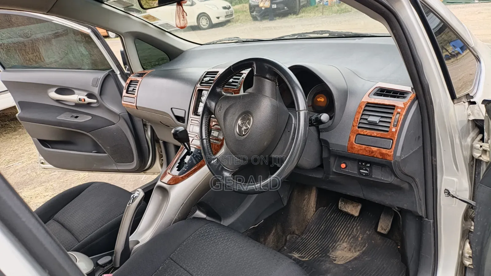 Toyota Auris 2008 Silver