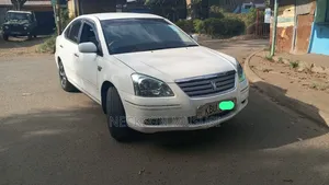 Toyota Premio 2005 White