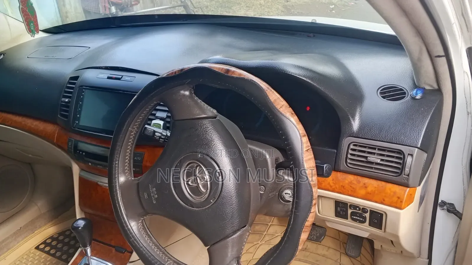 Toyota Premio 2005 White