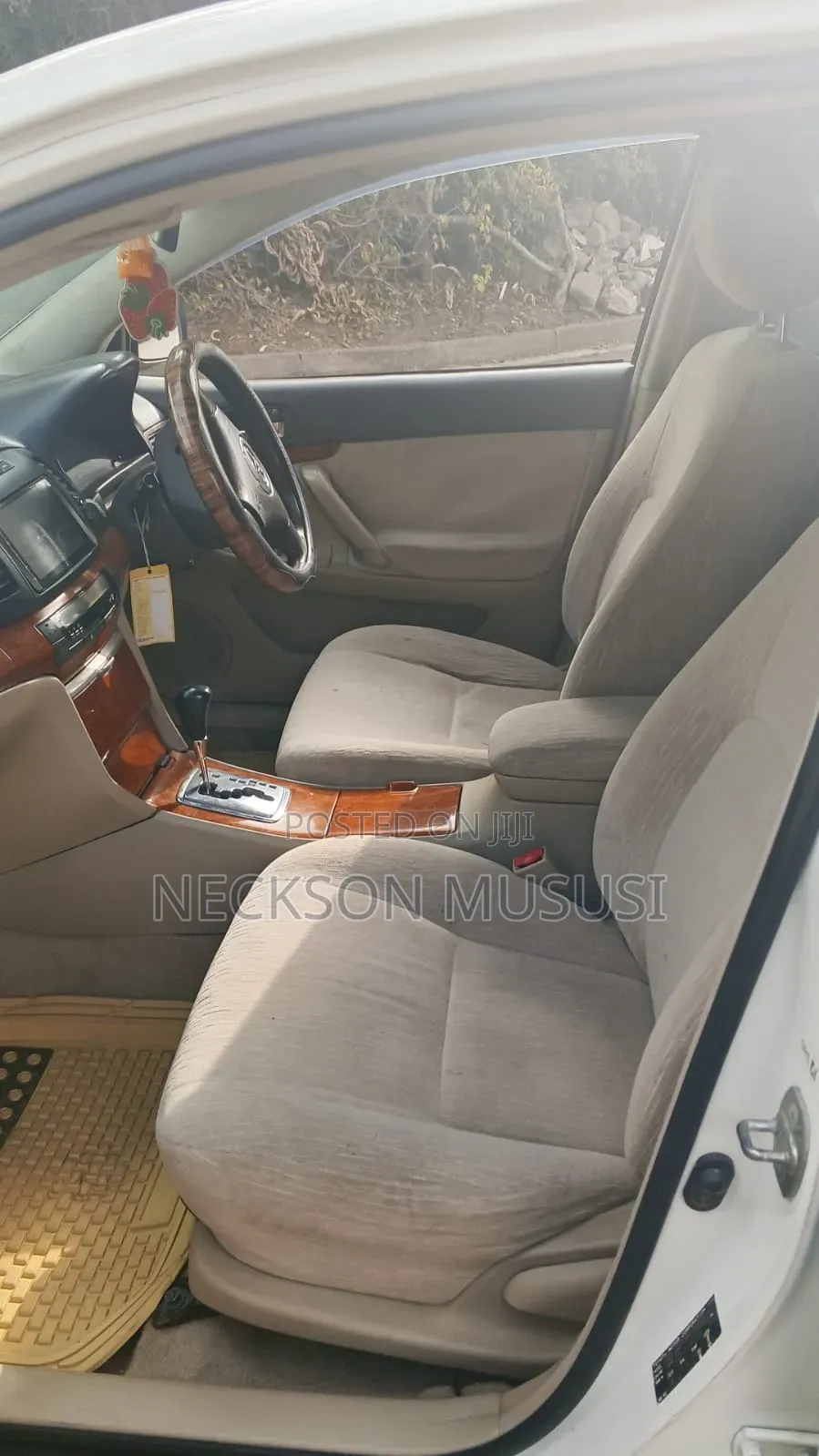 Toyota Premio 2005 White