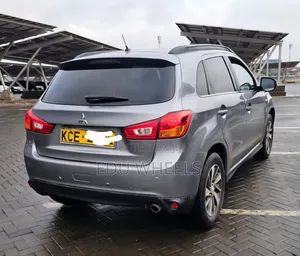 Mitsubishi RVR 2015 Silver