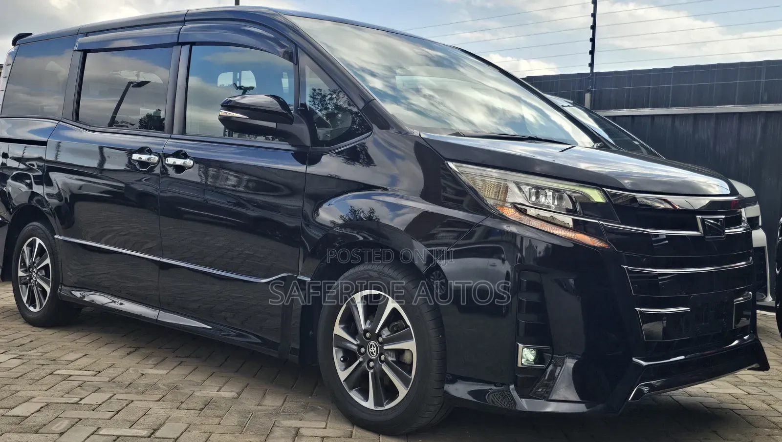 Toyota Noah 2019 Matt Black