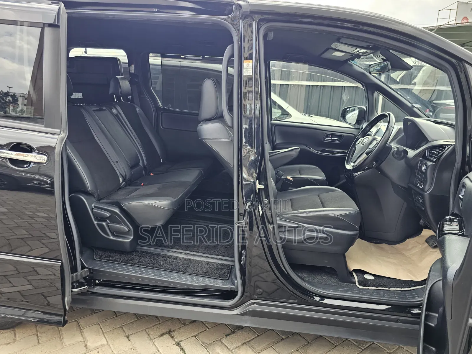 Toyota Noah 2019 Matt Black