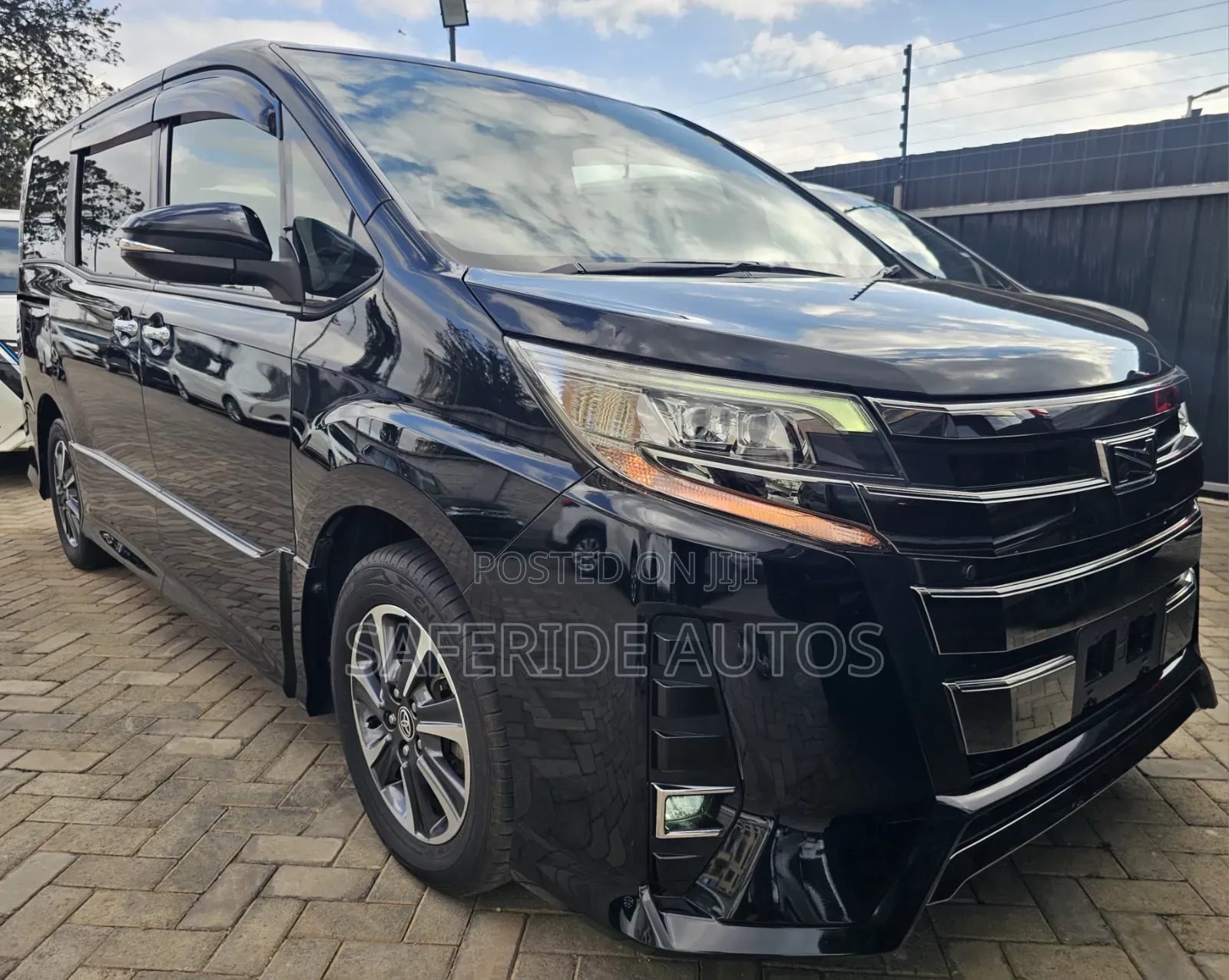 Toyota Noah 2019 Matt Black