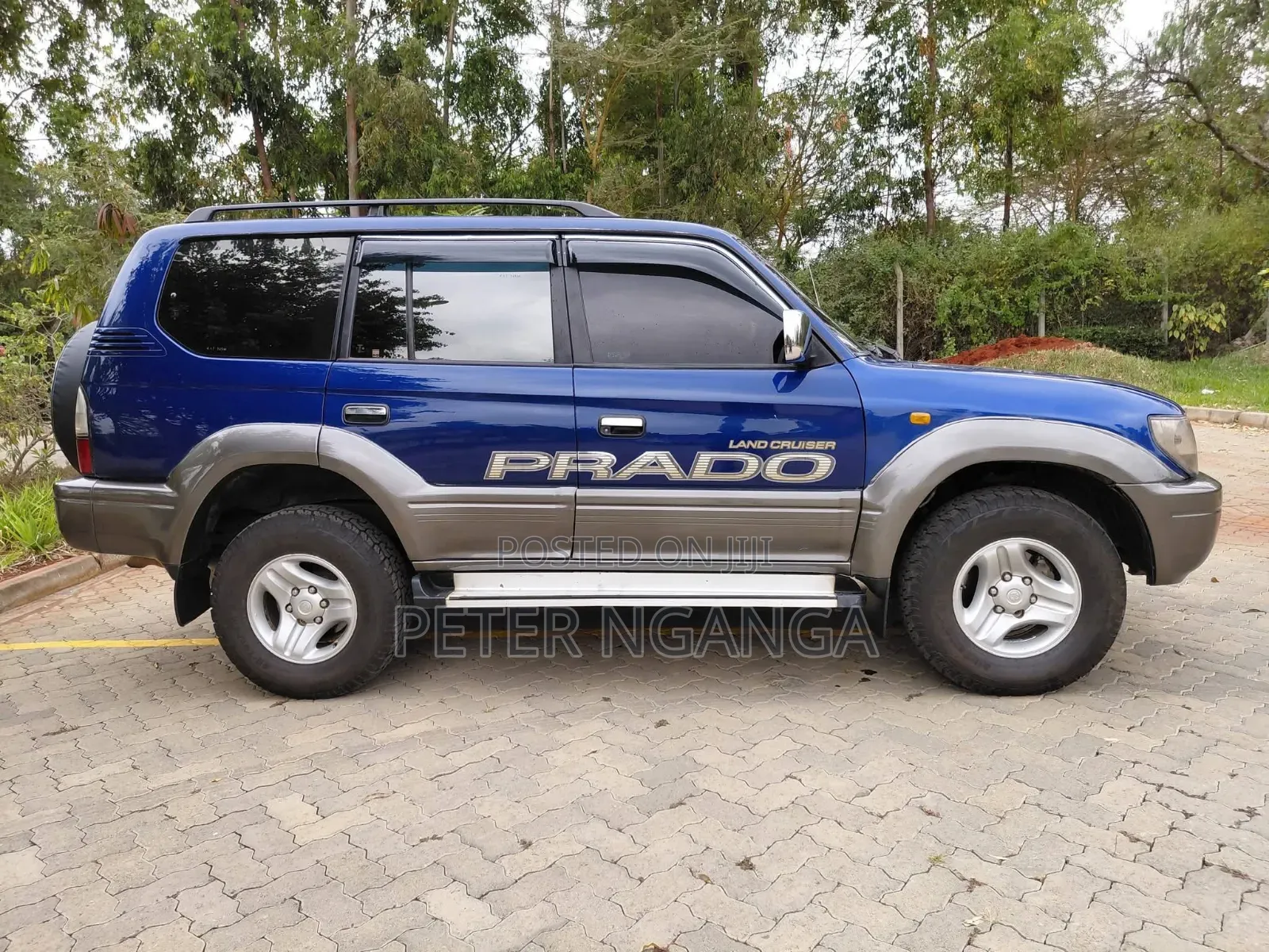 Toyota Land Cruiser Prado 2000 Blue