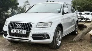 Audi Q5 2.0T Premium AWD quattro 2016 White