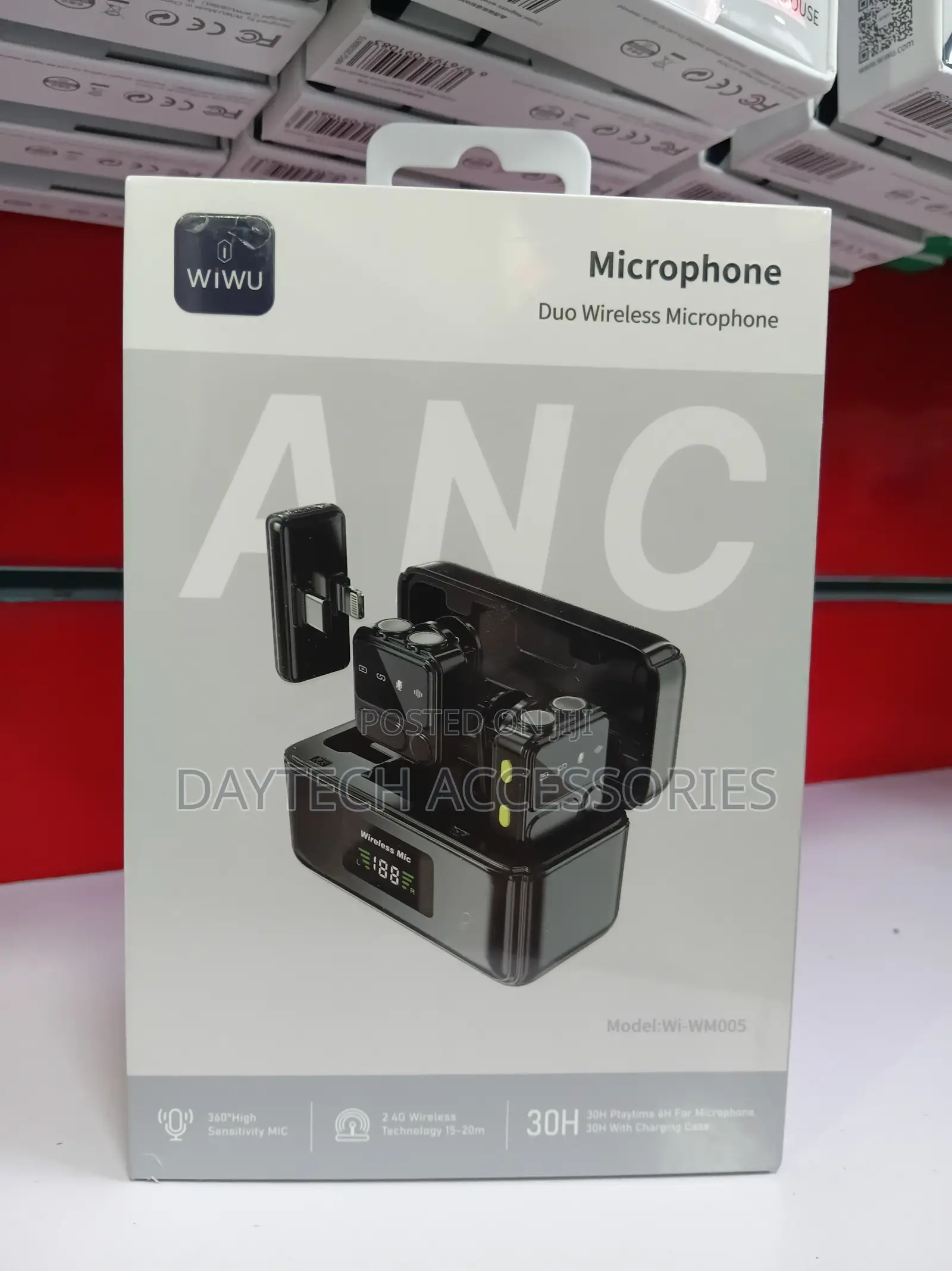 The WiWU Wi-Wm005 Duo Wireless Microphone.