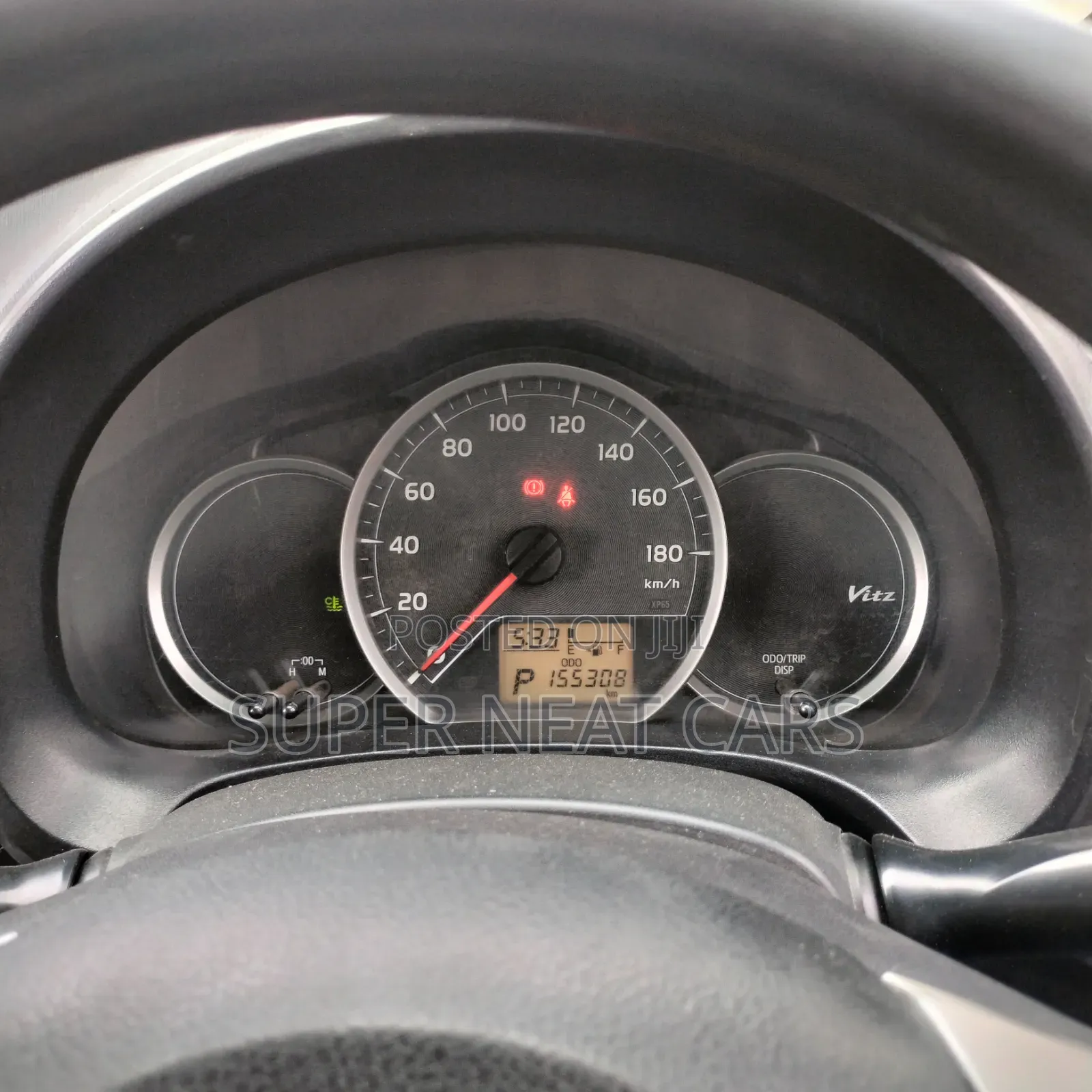 Toyota Vitz 2012 Silver
