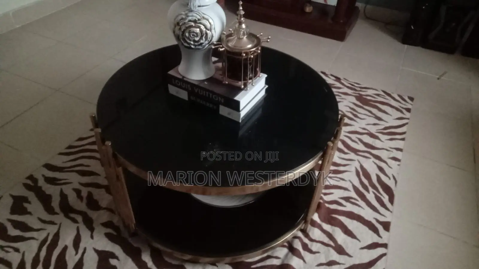 Modern Luxury Round Table
