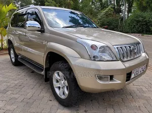 Toyota Land Cruiser Prado 2003 Gold