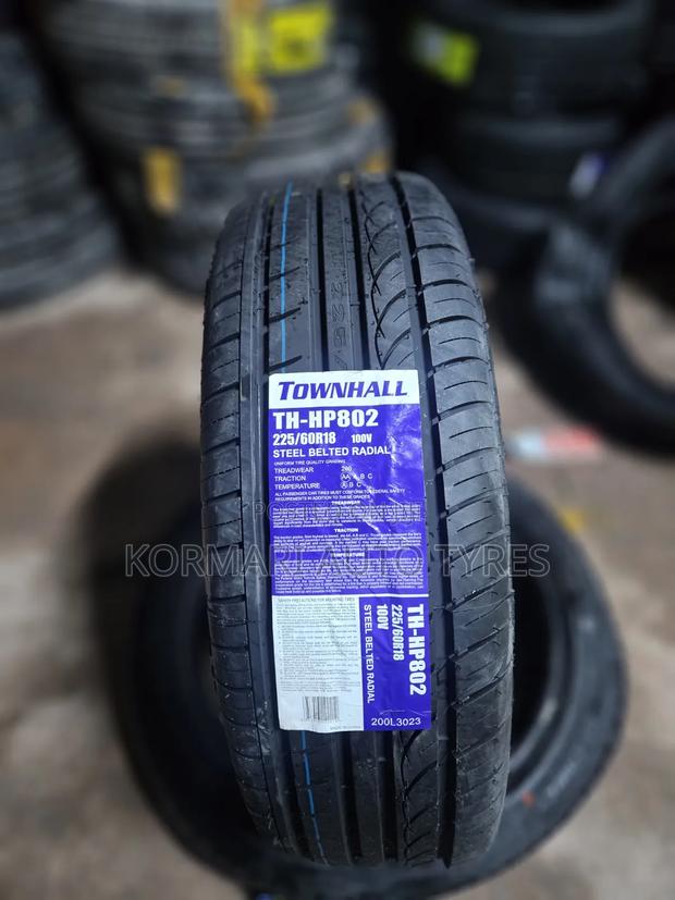 225/60r18 Townhall Tyre