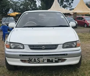 Toyota Corolla II 1999 White