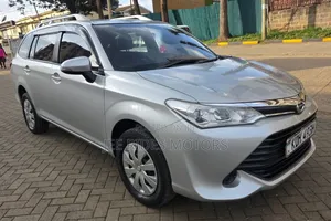 Toyota Corolla Fielder 2015 Silver
