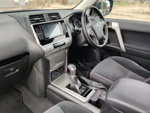 Toyota Land Cruiser Prado 2019
