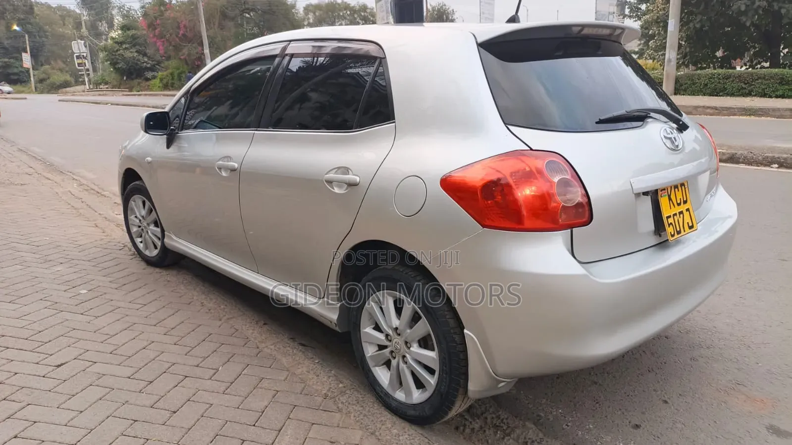 Toyota Auris 2008 Silver