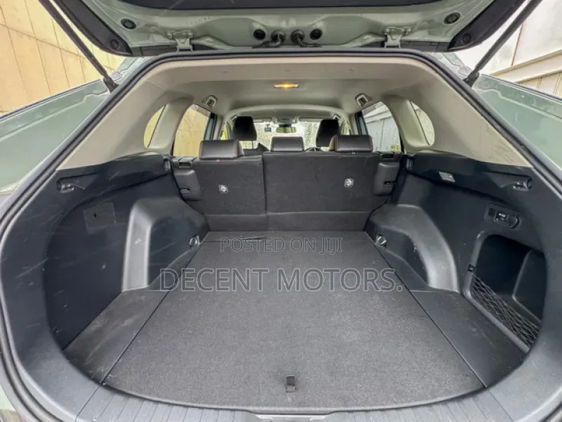 Toyota RAV4 2020 Green