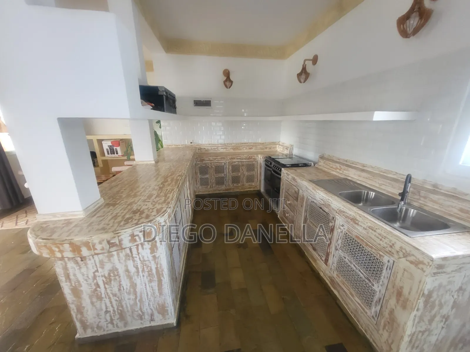 Furnished 7bdrm Villa in Watamu for sale