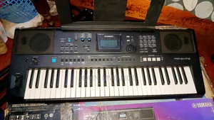Yamaha Keyboard
