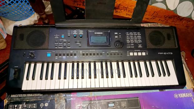 Yamaha Keyboard