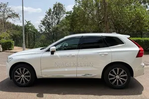Volvo XC60 2018 White