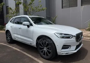 Volvo XC60 2018 White