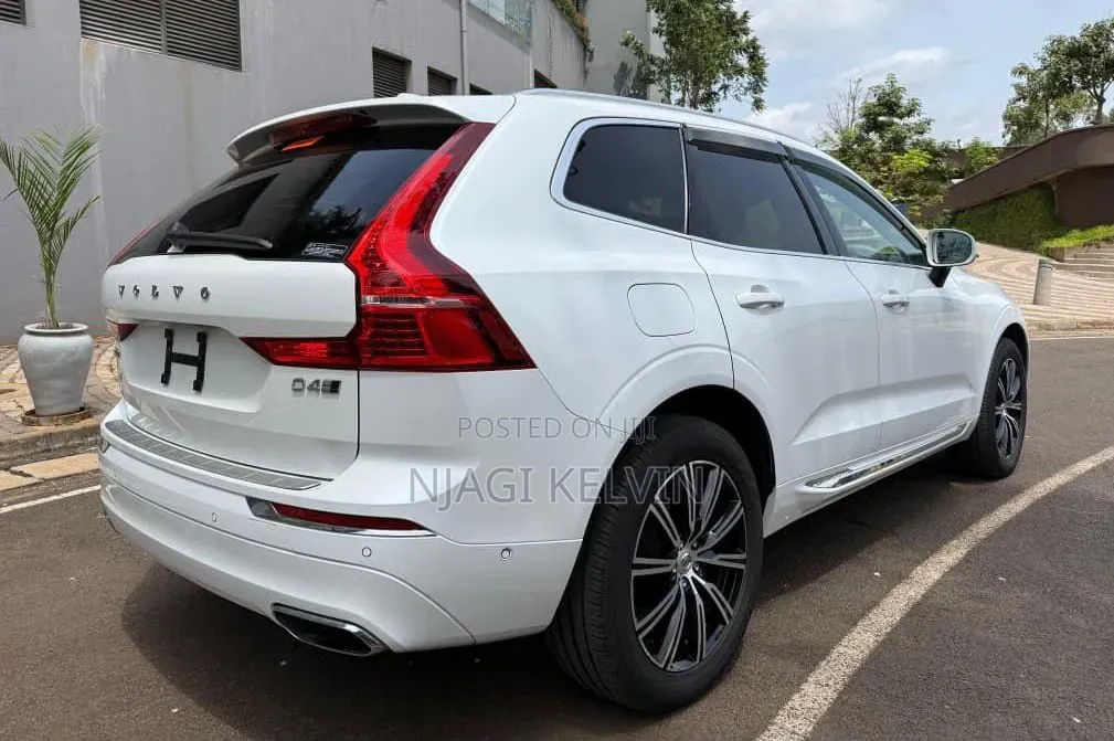 Volvo XC60 2018 White