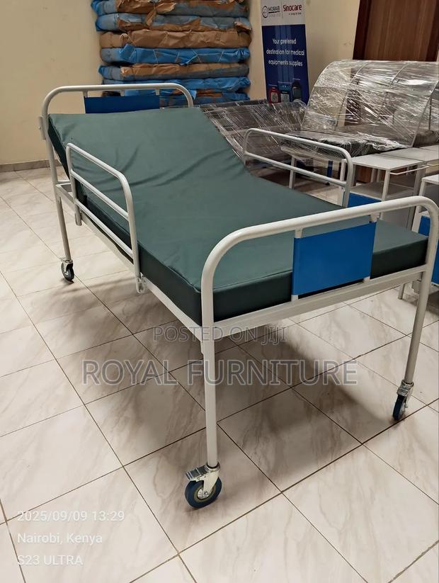 Hospital Ward Bed - main view