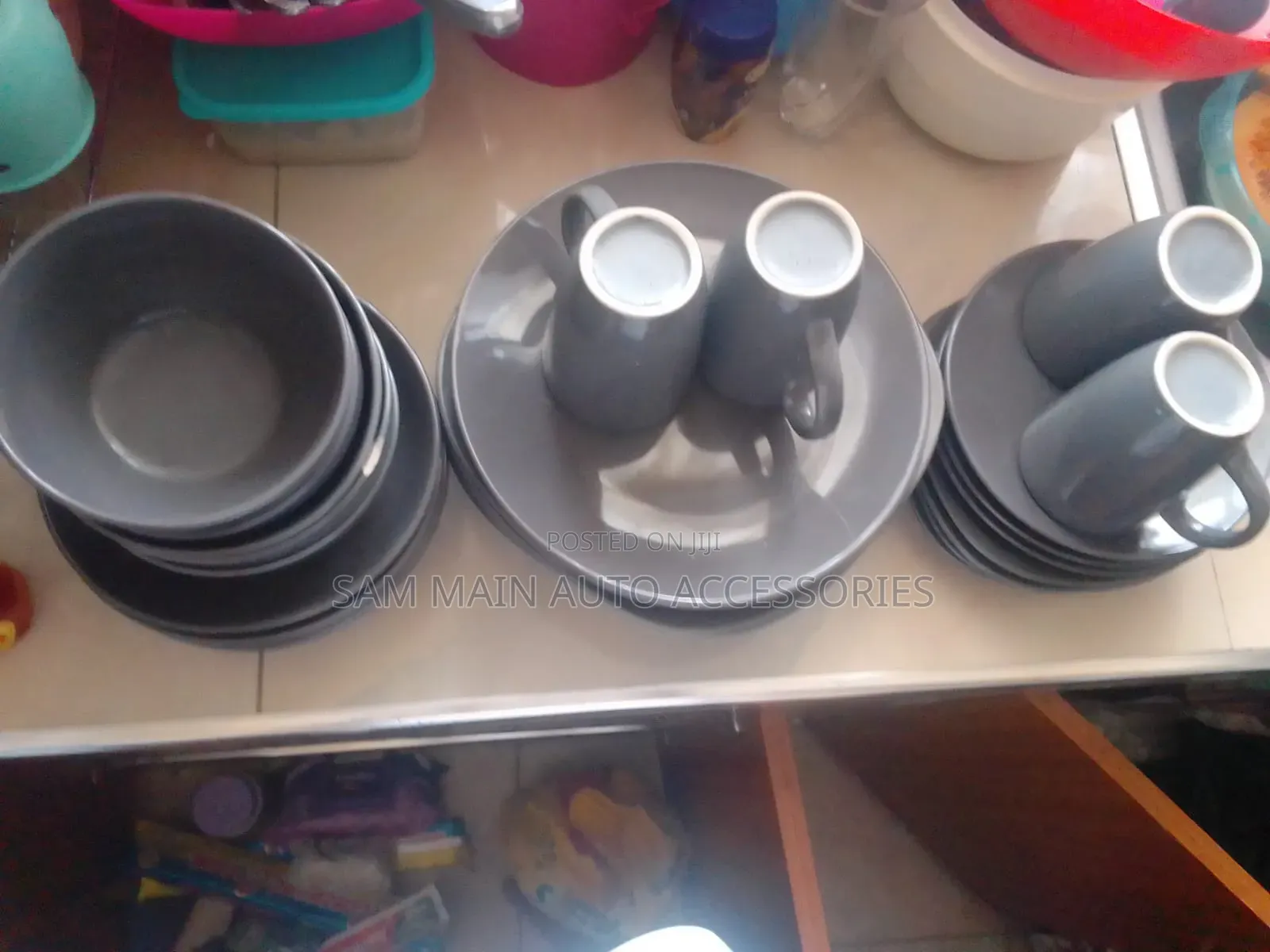 Second Hand Ceramic Dinner Set