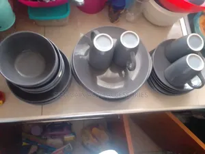 Second Hand Ceramic Dinner Set