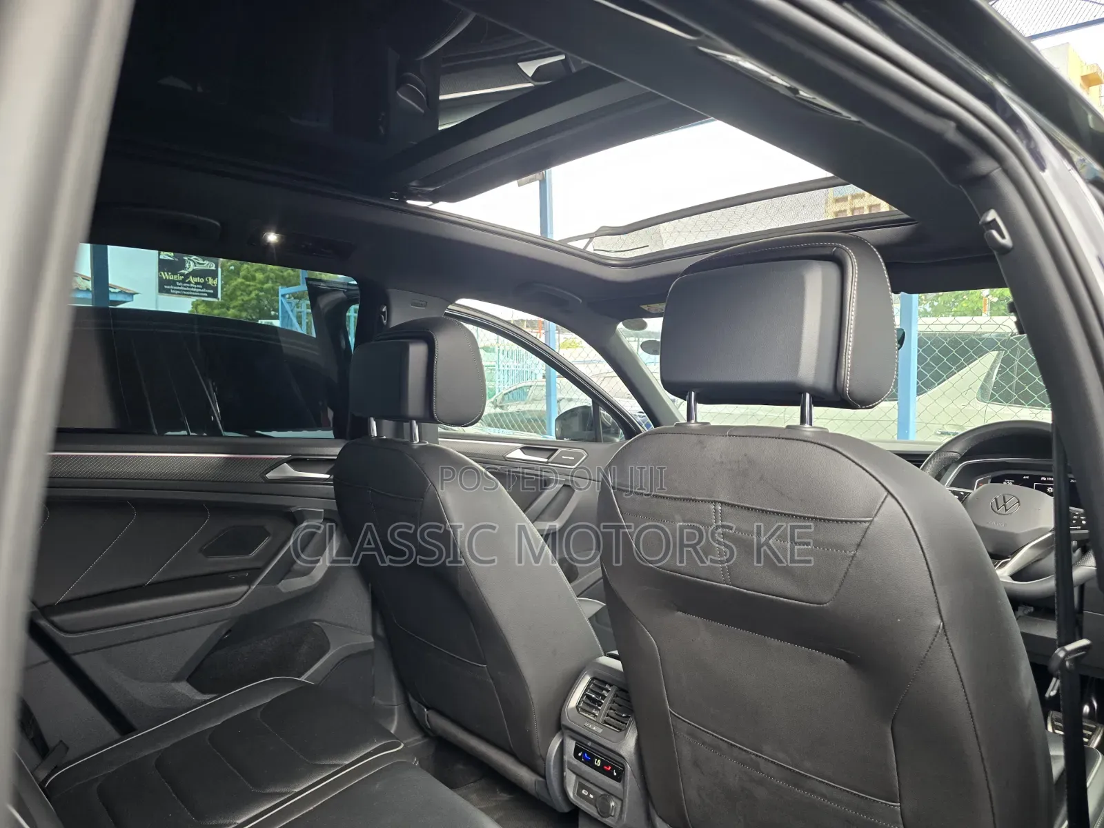 Volkswagen Tiguan 2023 Black