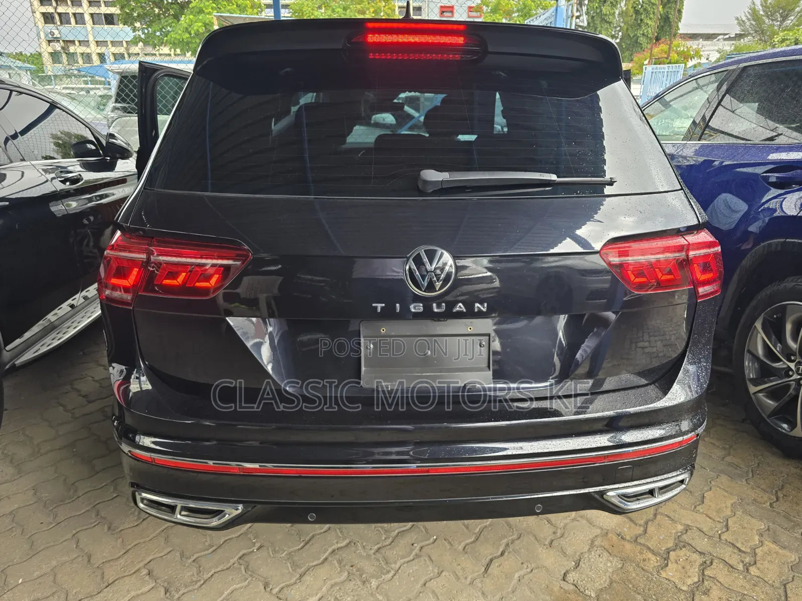 Volkswagen Tiguan 2023 Black
