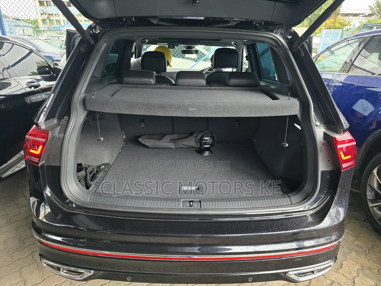 Volkswagen Tiguan 2023 Black