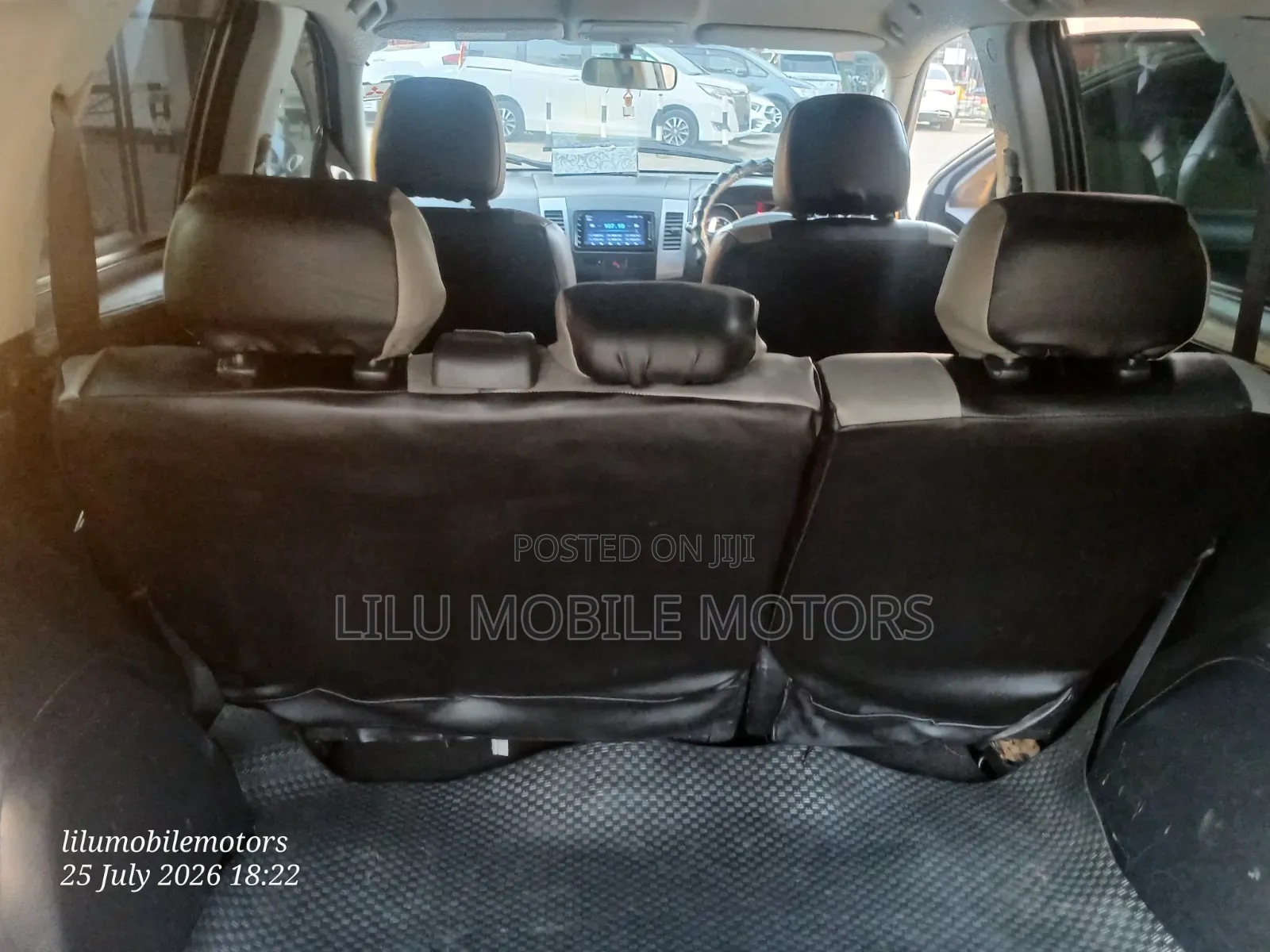 Mitsubishi Outlander 2011 Silver