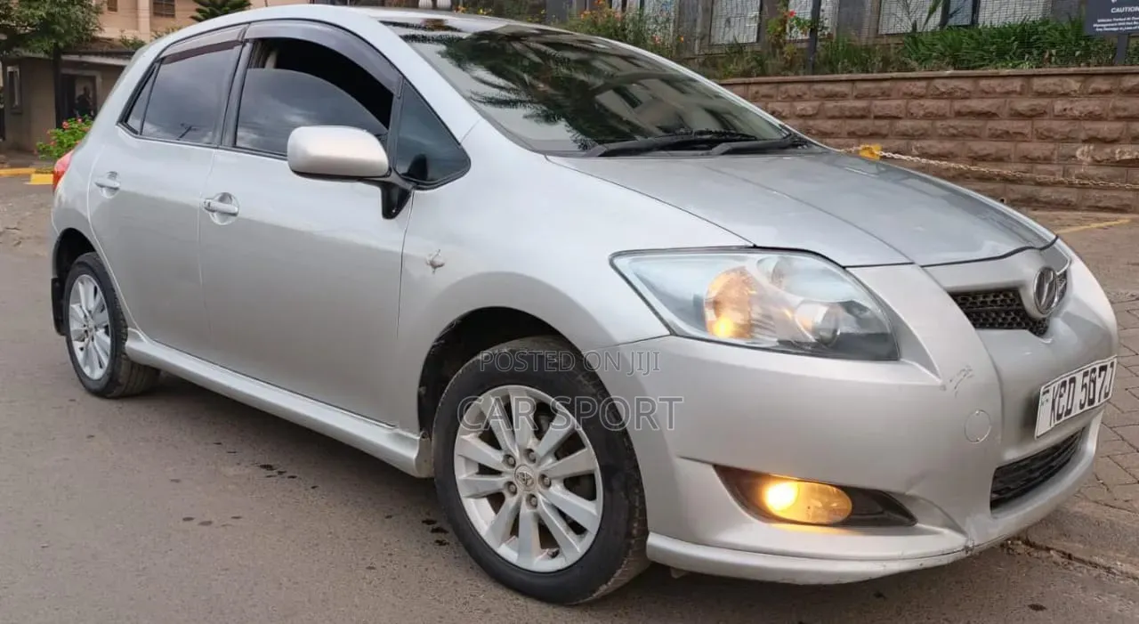 Toyota Auris 2008 Silver