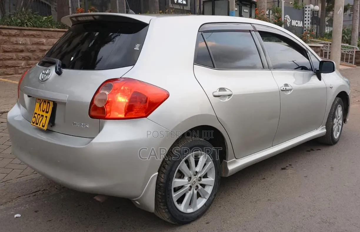 Toyota Auris 2008 Silver
