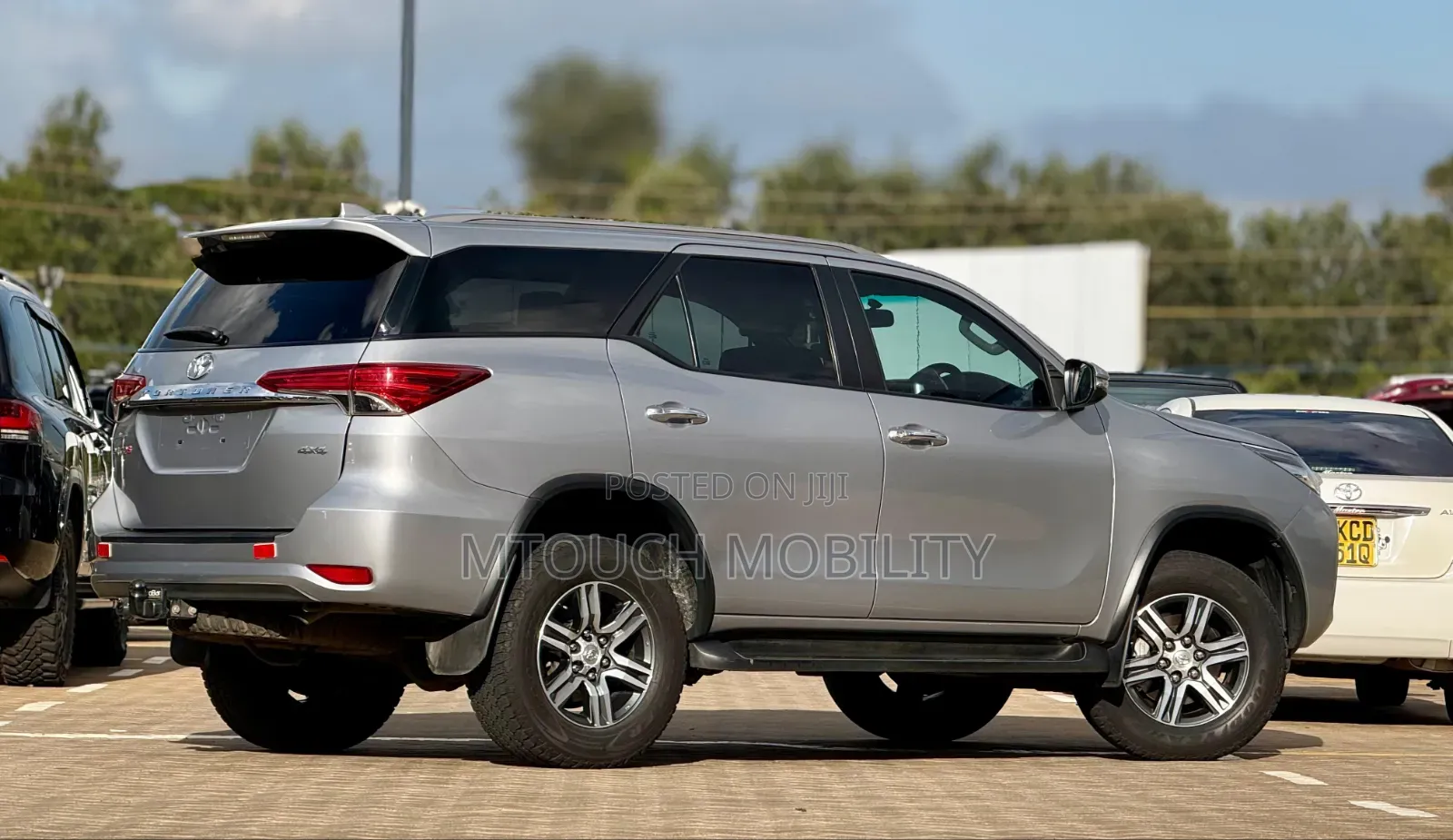 Toyota Fortuner 2019 Silver