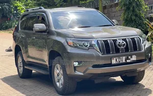 Toyota Land Cruiser Prado 2014 Gray