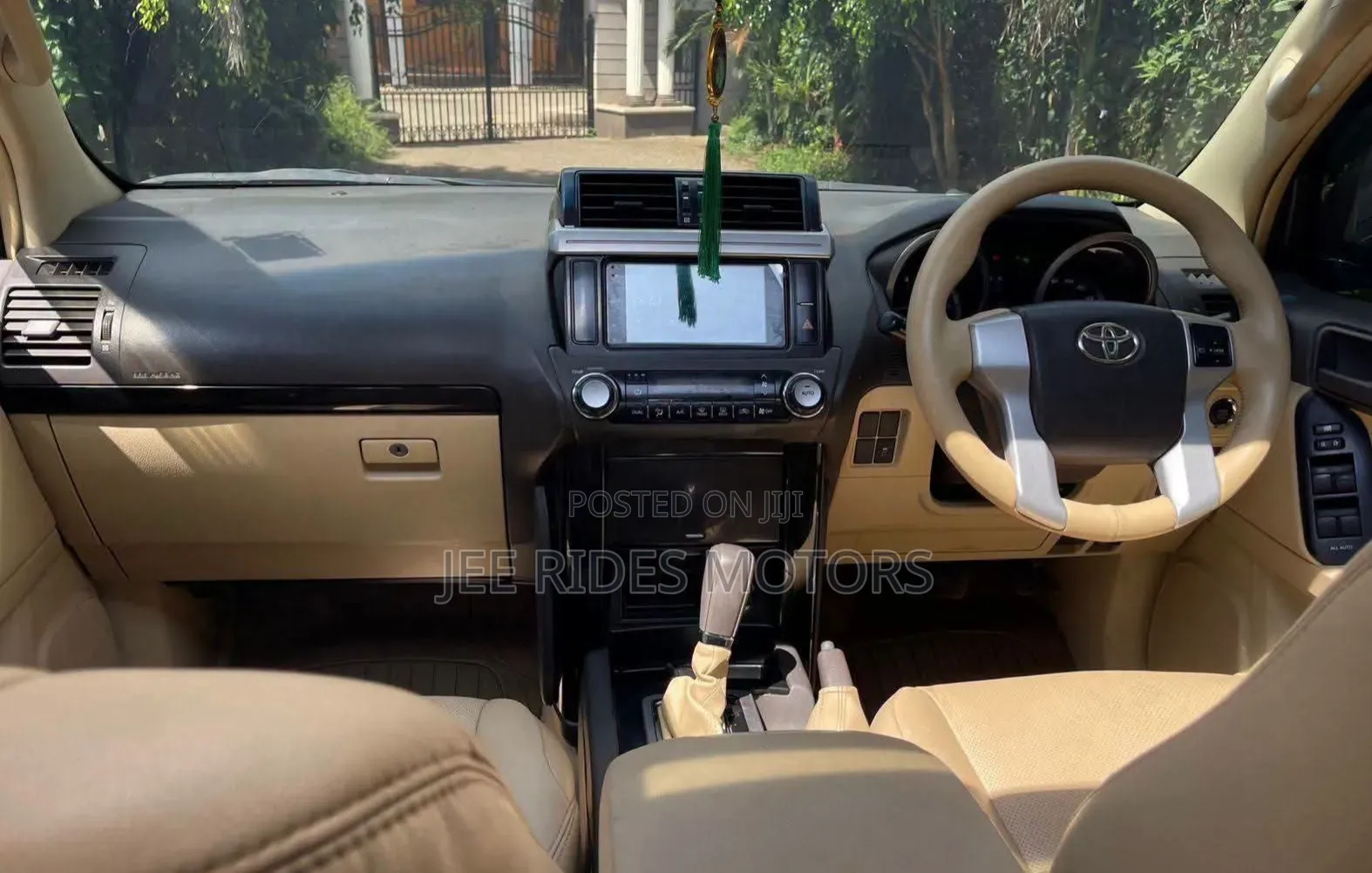Toyota Land Cruiser Prado 2014 Gray