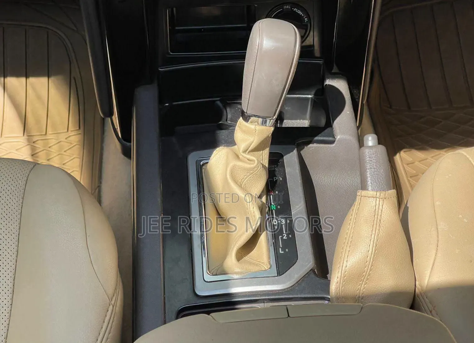 Toyota Land Cruiser Prado 2014 Gray