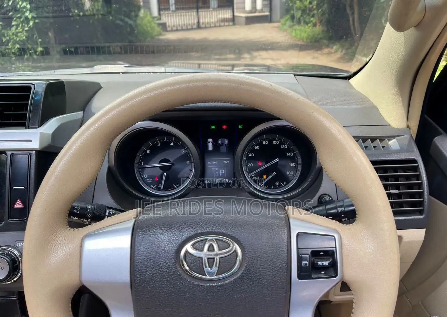 Toyota Land Cruiser Prado 2014 Gray