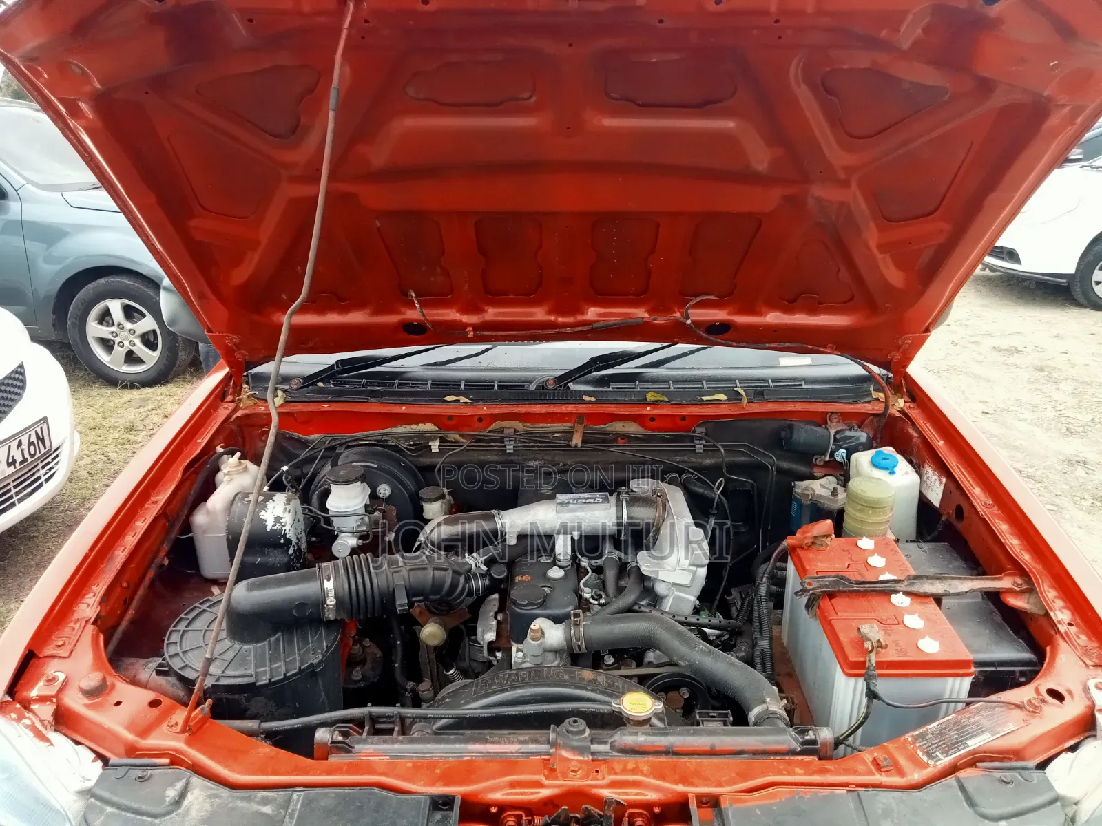 Isuzu D-MAX 2010 Red
