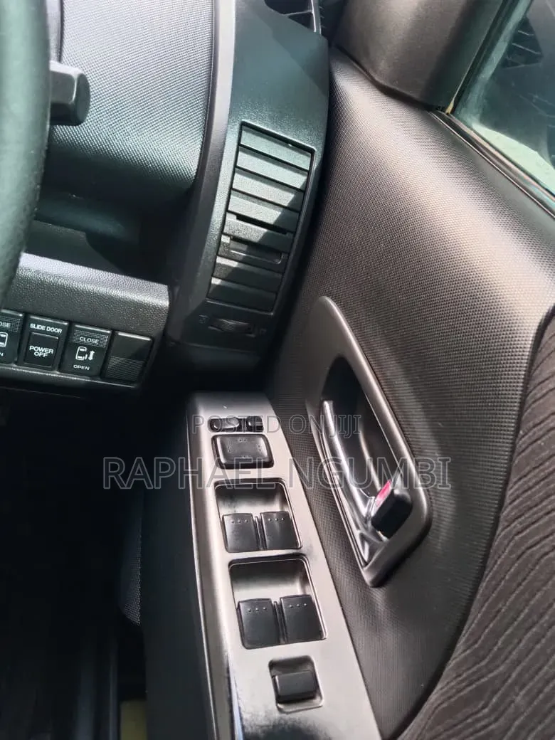Mazda Premacy 2009 Silver