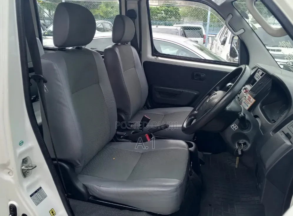 Toyota TownAce 2019 Pearl