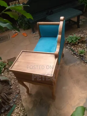 Telephone Seat