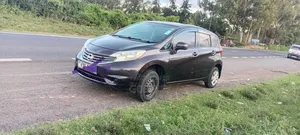 Nissan Note 2014 Maroon