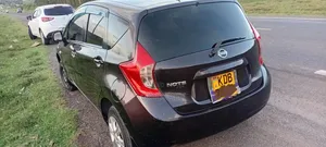 Nissan Note 2014 Maroon