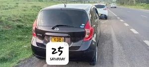 Nissan Note 2014 Maroon