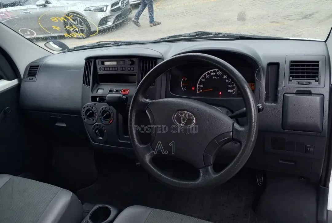 Toyota TownAce 2019 Off white