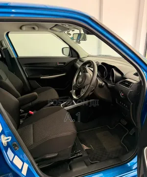 Suzuki Swift 2019 Blue