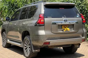 Toyota Land Cruiser Prado 2018 Brown